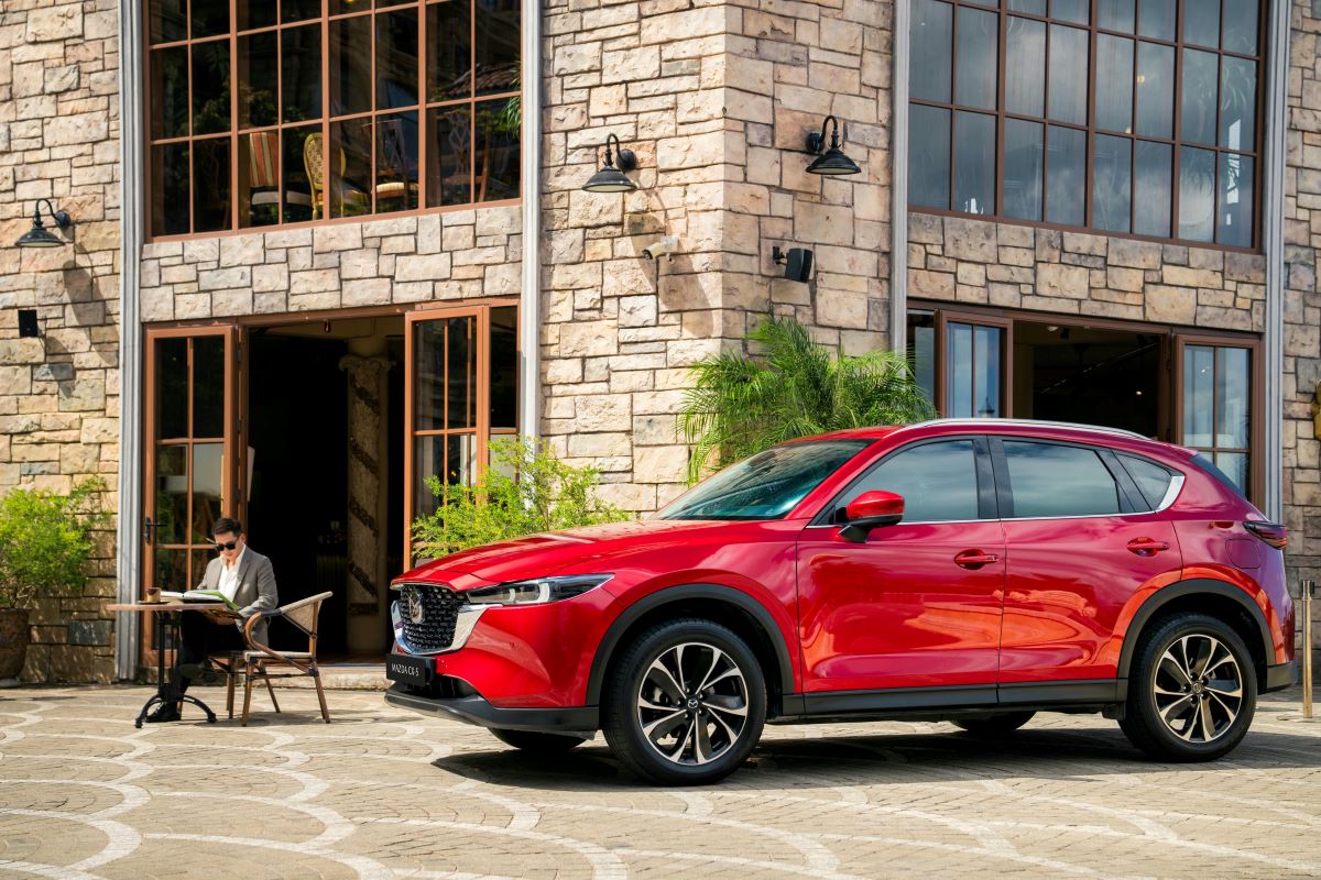 p3nhieu-chuong-trinh-uu-dai-danh-cho-cac-dong-xe-mazda-trong-thang-52025.jpg